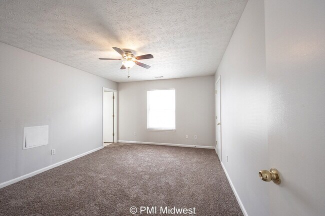 Building Photo - 5653 Valhalla Way