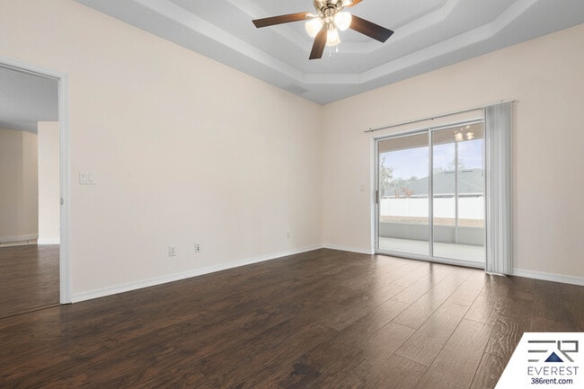 Building Photo - 7 Robin Pl