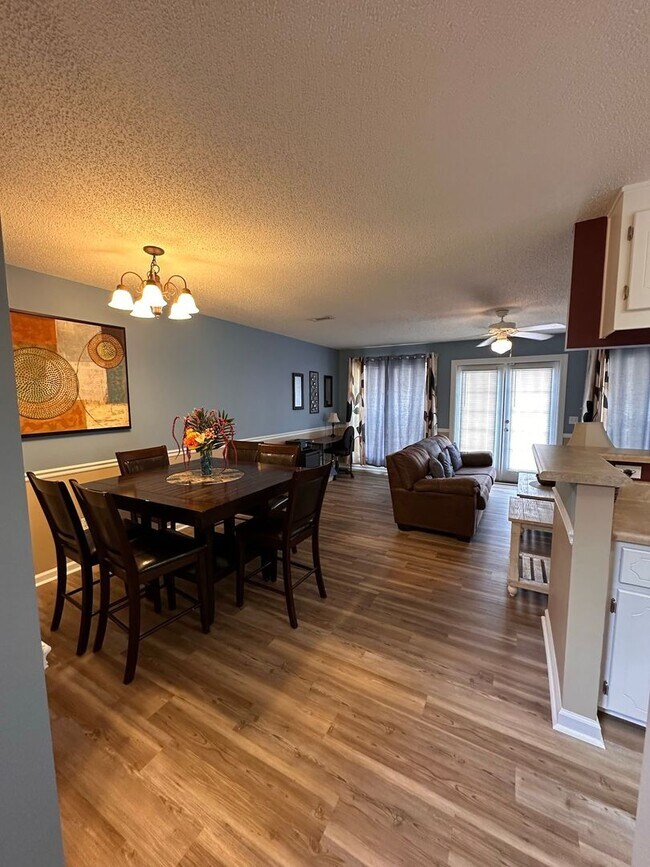 Building Photo - Wakefield Subdivision - Fully Furnished TDY Unit!