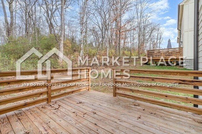 Building Photo - 190 Briar Rd