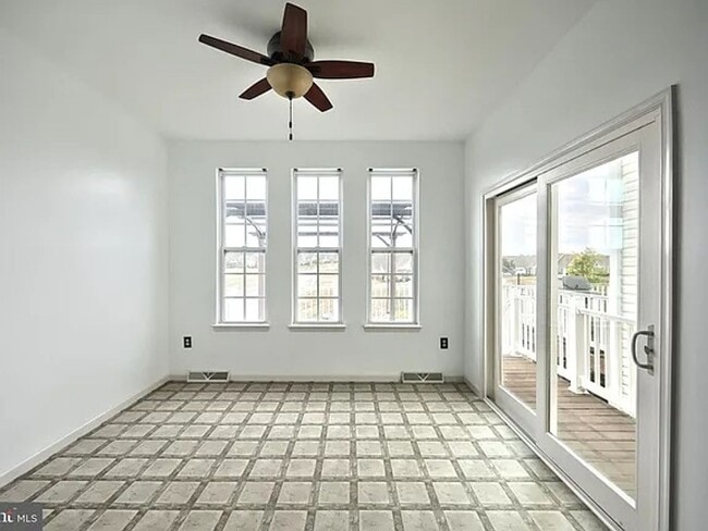 Building Photo - 1193 Ledge Dr