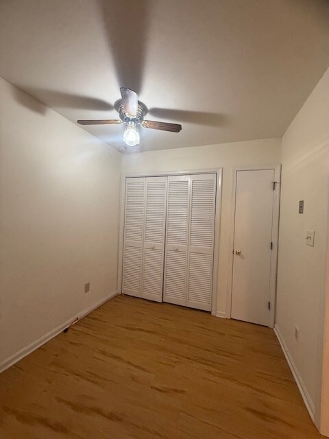 Building Photo - Spacious condo at The Oaks of Avent Ferry!