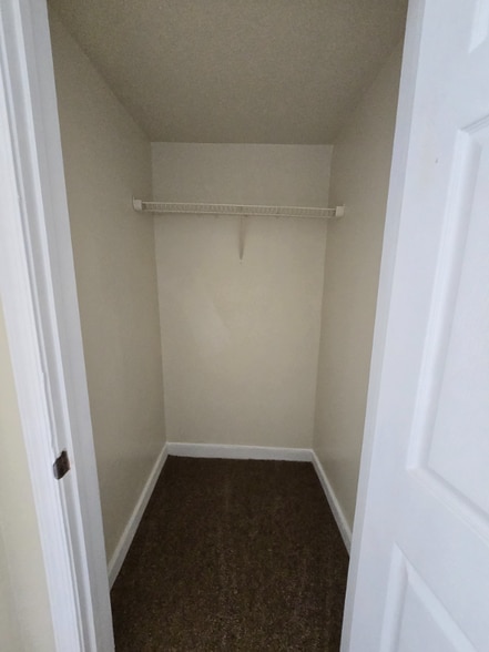 Building Photo - 302 E Wythe St