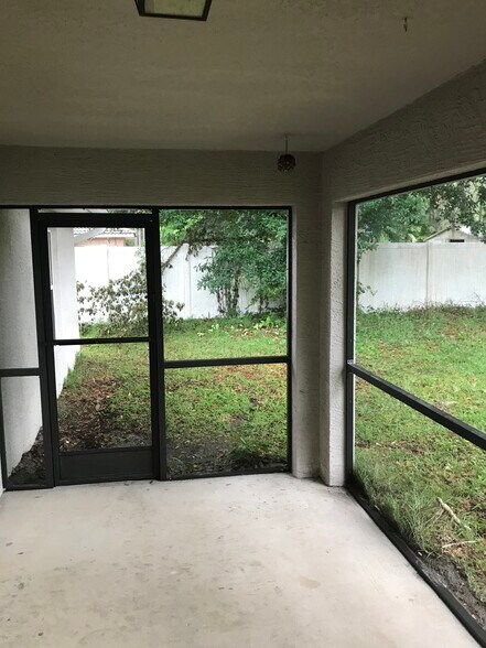 Building Photo - 36 Pony Express Dr