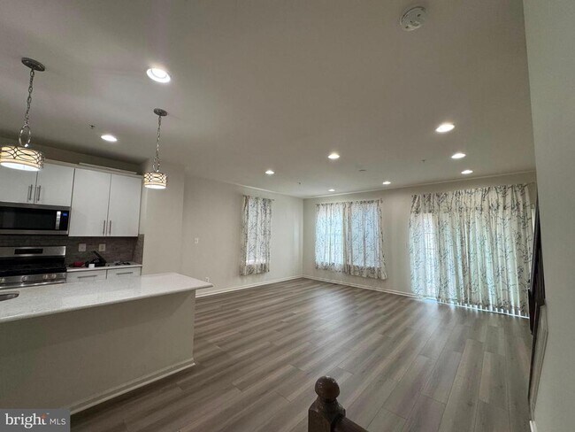 Building Photo - 7807 Cherrel Brks Wy