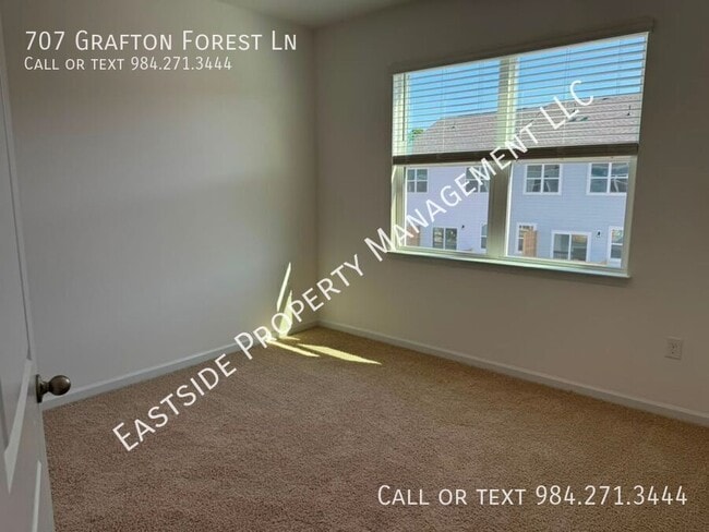 Building Photo - 707 Grafton Frst Ln