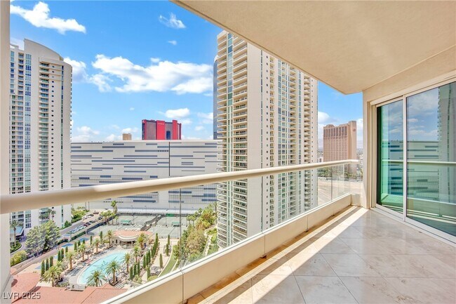 Building Photo - 2777 Paradise Rd