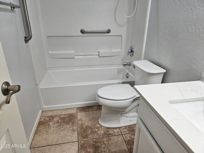 Building Photo - 42356 W Balsa Dr