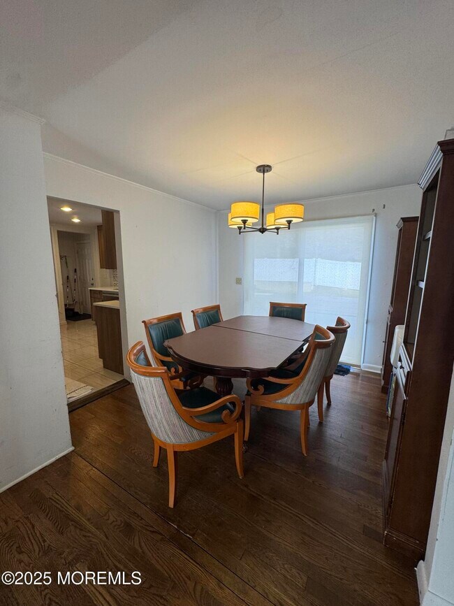 Building Photo - 259 Garfield Ave