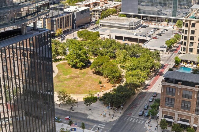 Building Photo - 210 Lavaca St