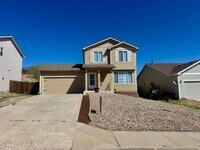 Building Photo - 3 Bedroom Home Close to Military Installations