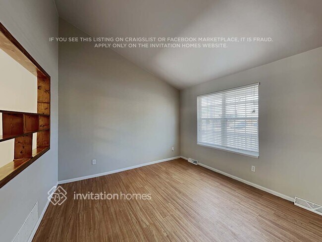 Building Photo - 356 S 33rd Ave