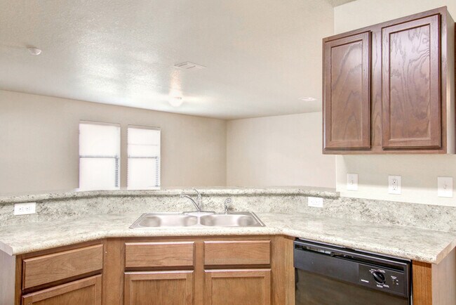 Building Photo - 8918 Bonnie Butler