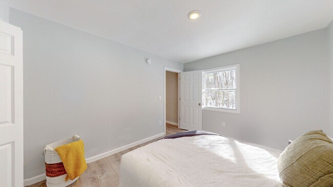 Building Photo - Nasson in the Pines