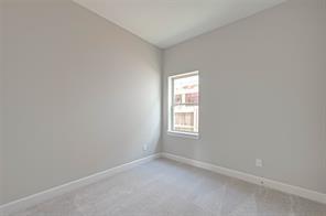 Building Photo - 23814 Pullin Market Dr