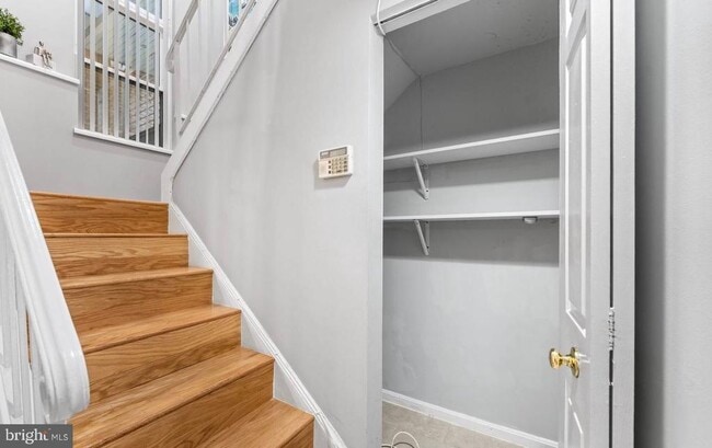 Building Photo - 1124 25th St NW