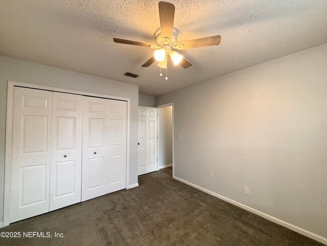 Building Photo - 1613 Teaberry Dr