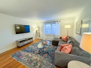 Building Photo - 2 bedroom in Brookline MA 02445