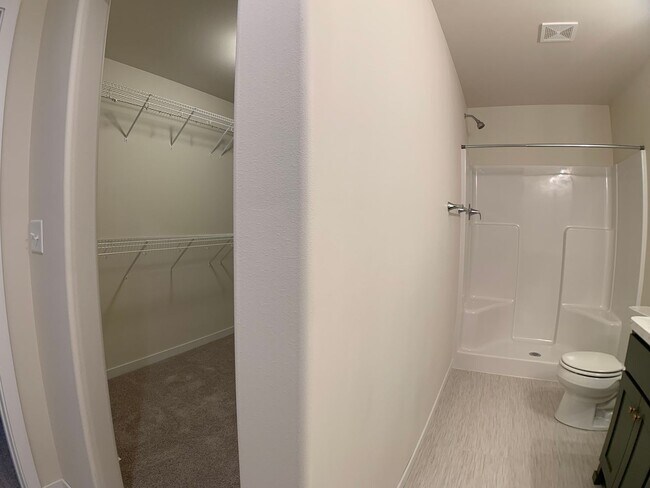 Building Photo - 1360 Goldenwood Dr