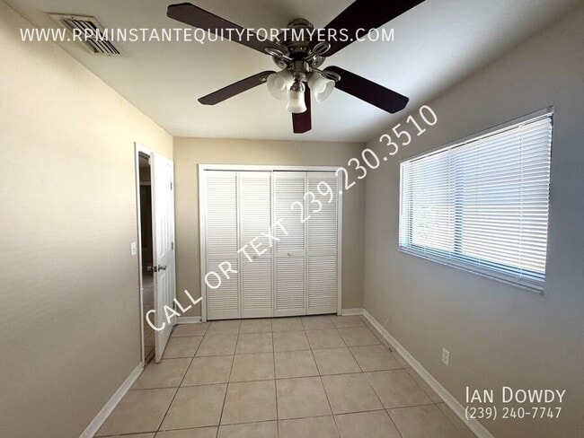 Building Photo - 3024 Santa Barbara Blvd