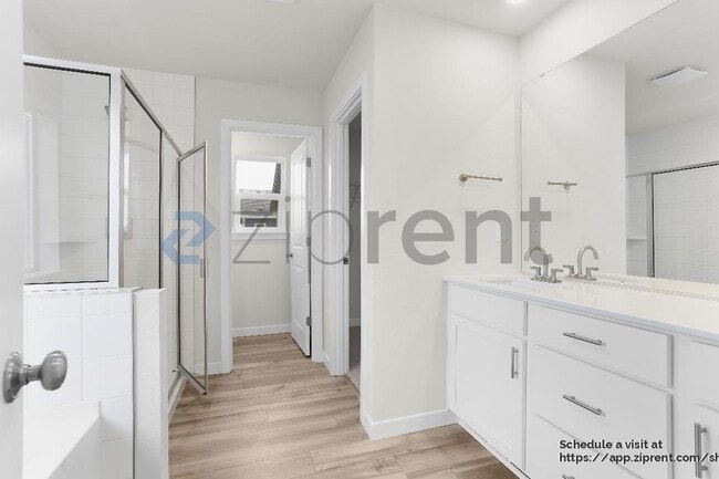 Building Photo - 8715 126th St Ct E