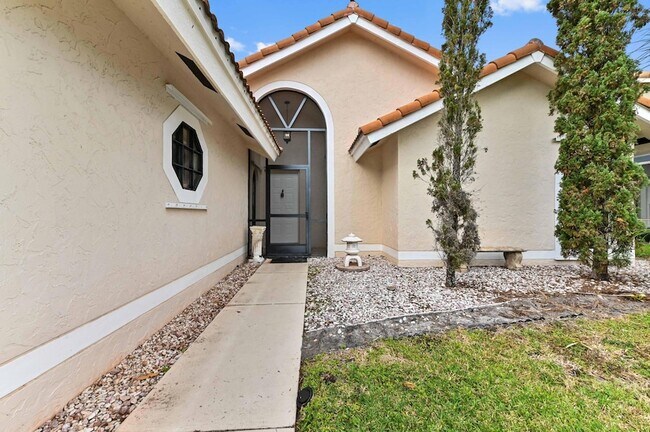 Building Photo - 5421 Helene Cir