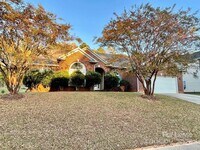 Building Photo - 2442 Windsor Chase Dr