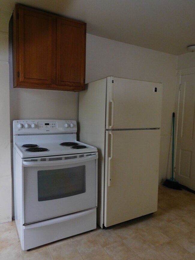 Building Photo - 147-149 N. Potomac Street