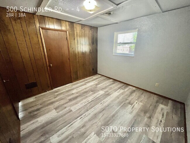 Building Photo - 500 Schindler Rd