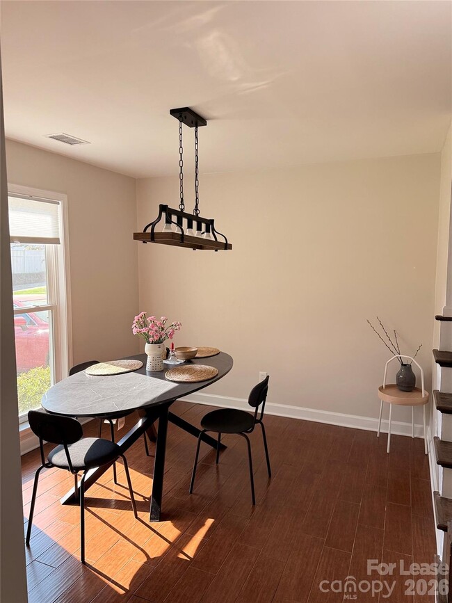 Building Photo - 3906 Crimson Wing Dr