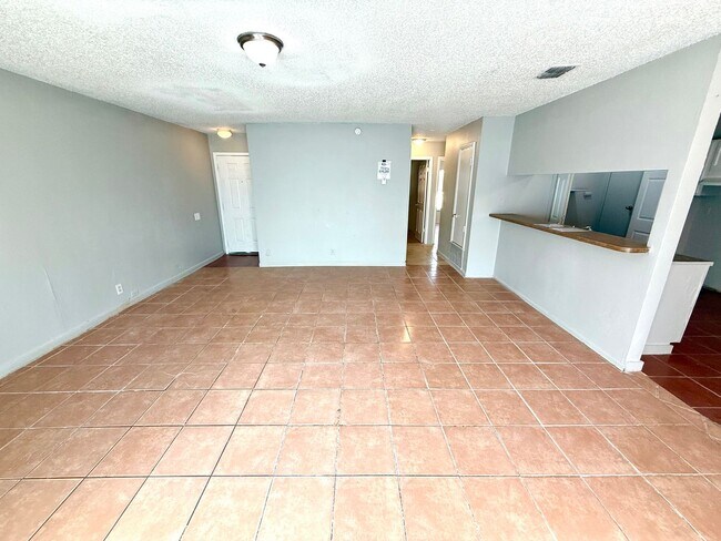 Building Photo - 7806 Winsford Dr