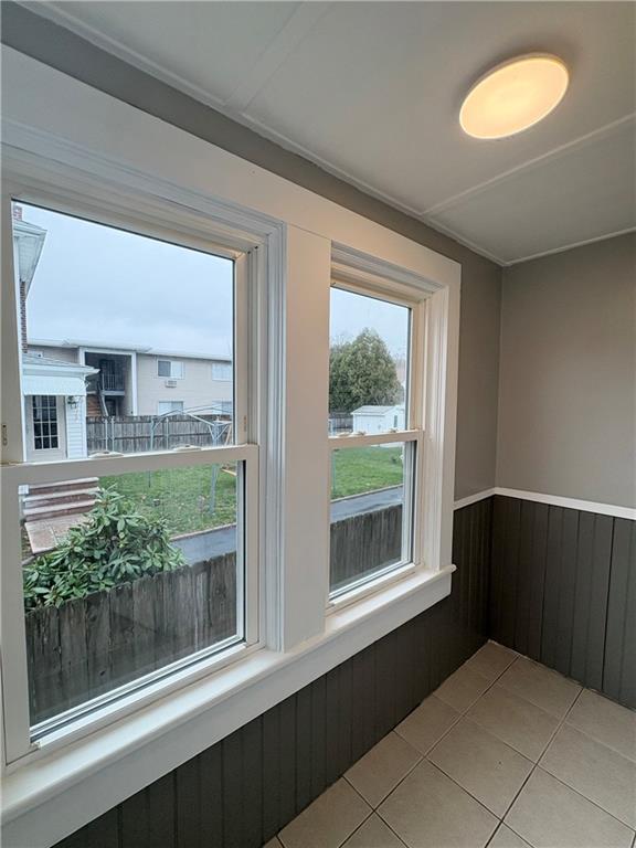 Building Photo - 23 Knight St