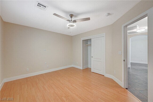Building Photo - 5660 Winter Star Ct
