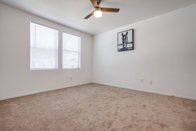Building Photo - 12685 Drexel St