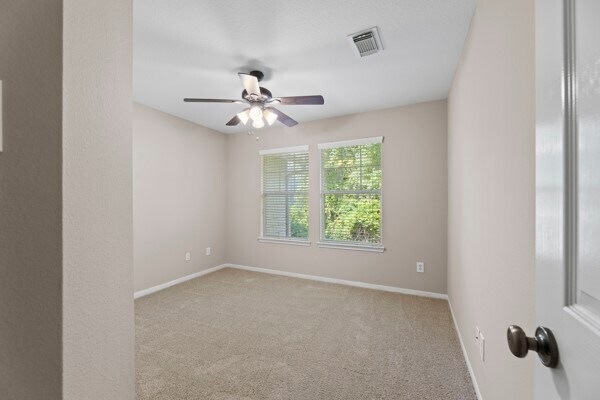 Building Photo - 33 Stone Creek Pl