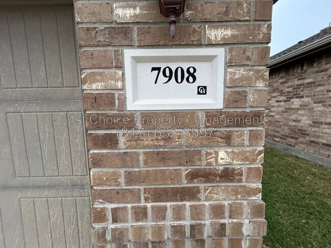 Building Photo - 7908 Wilson Cliff Dr