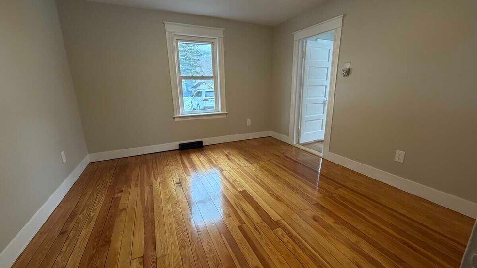 Building Photo - 108 Parsons St