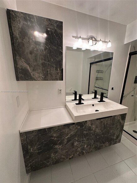 Building Photo - 8247 NW 8th Pl