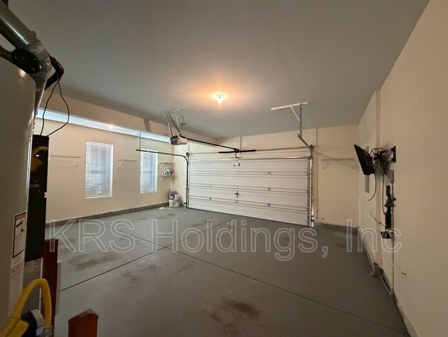 Building Photo - 13 Hampshire Glen Pkwy
