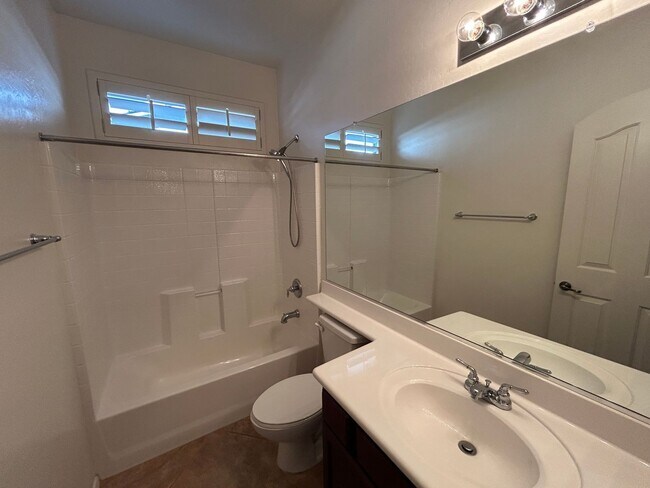 Building Photo - 11783 N 143rd Ave