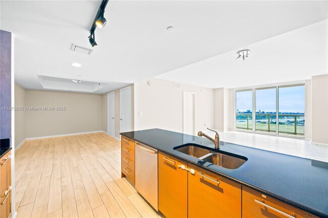 Building Photo - 50 Biscayne Blvd