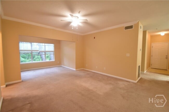 Building Photo - 1202 Walden Park Dr
