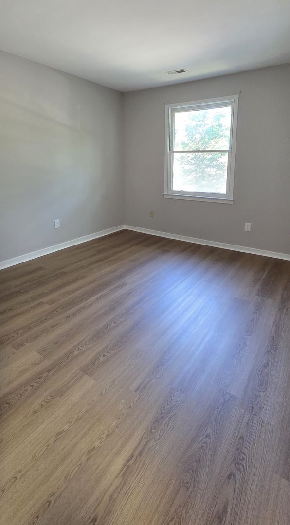 Building Photo - 620 Jaeger Ct
