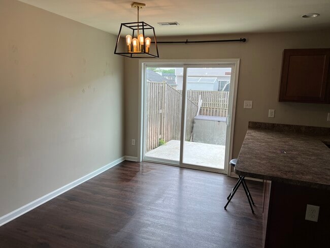 Dining Area - 43 Lobo Ln