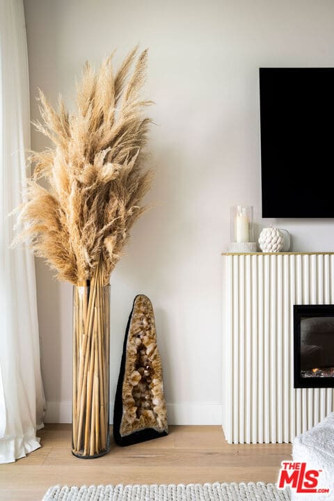 Building Photo - 13700 Marina Pointe Dr