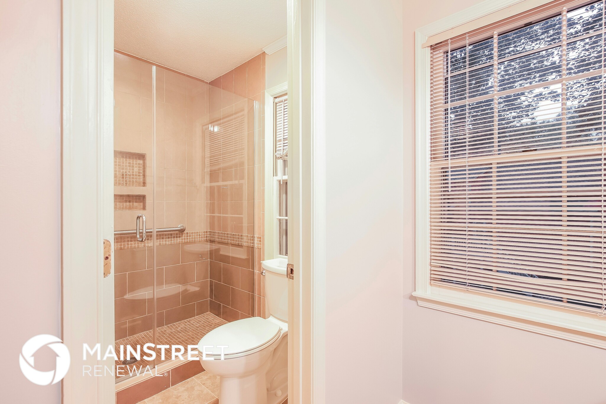 Building Photo - 2912 Hiking Trail