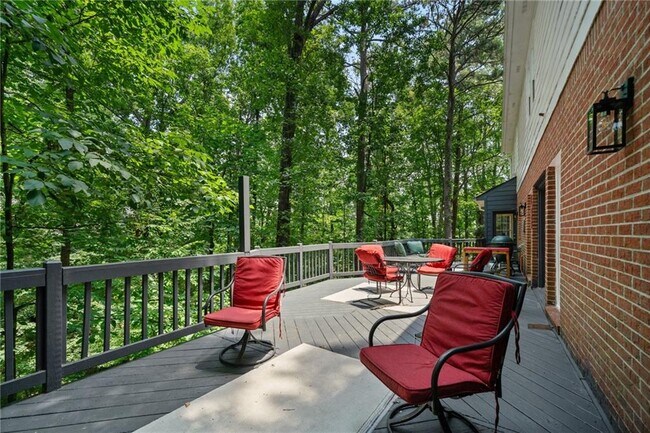 Building Photo - 80 Cliffcreek Trce NE