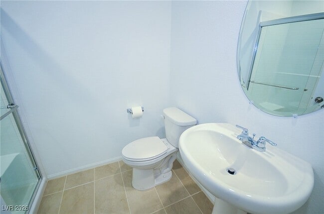 Building Photo - 5401 Lynn Crk Ave