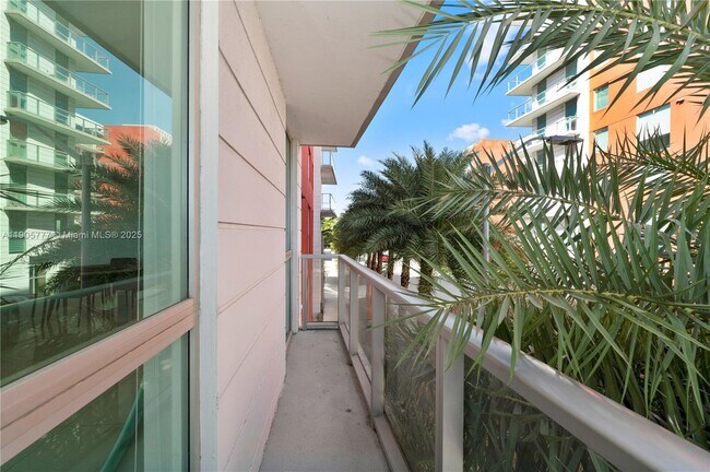 Building Photo - 7751 NW 107th Ave