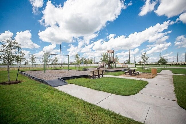 Building Photo - 5011 Viridian Forrest Dr